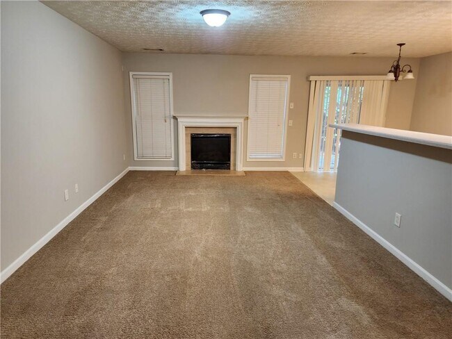 Foto del edificio - 6129 Brookechase Ln