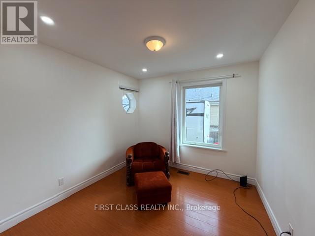 Building Photo - 39 Lewiston Rd