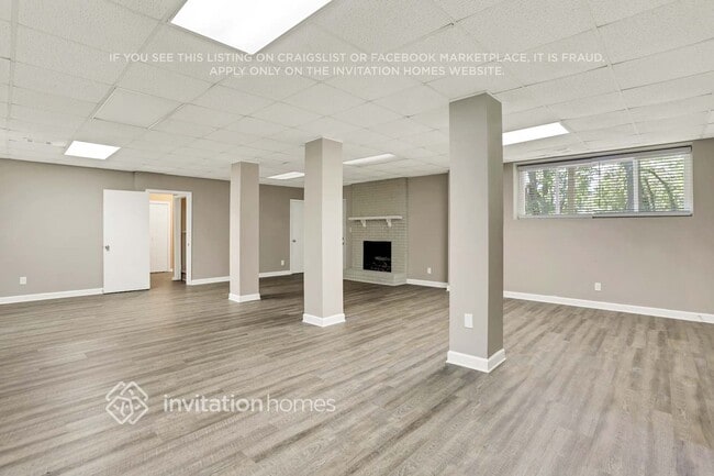 Building Photo - 6679 Chaparral Dr
