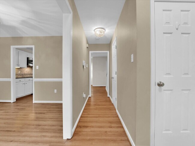 Foto del edificio - 2409 Eagles View Pl