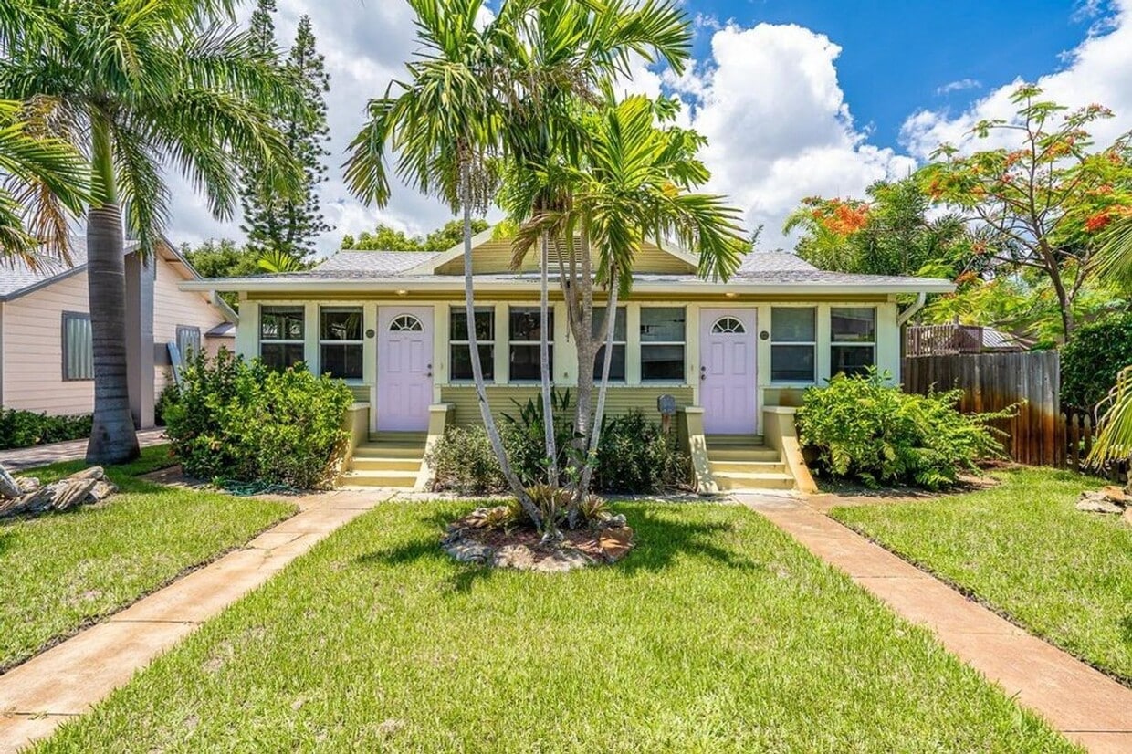 Photo - 213-215 Ocean Breeze (Lake Worth Beach, FL)