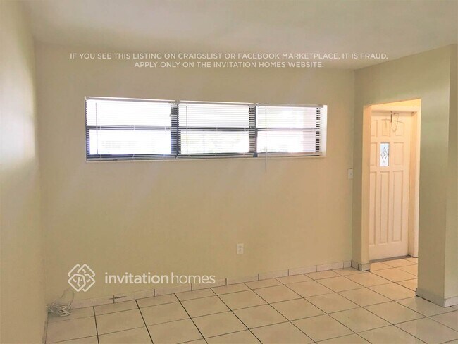 Foto del edificio - 1120 NE 160th St