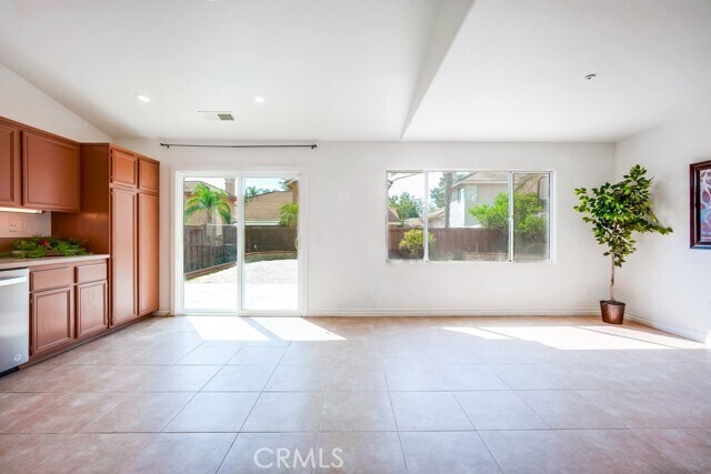 Foto del edificio - 14141 Tuolumne Ct