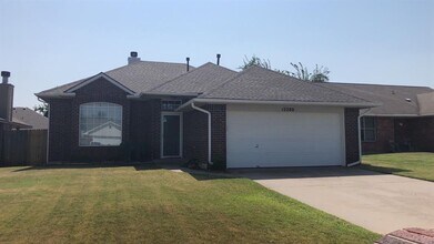 Building Photo - 12280 SW 11th St