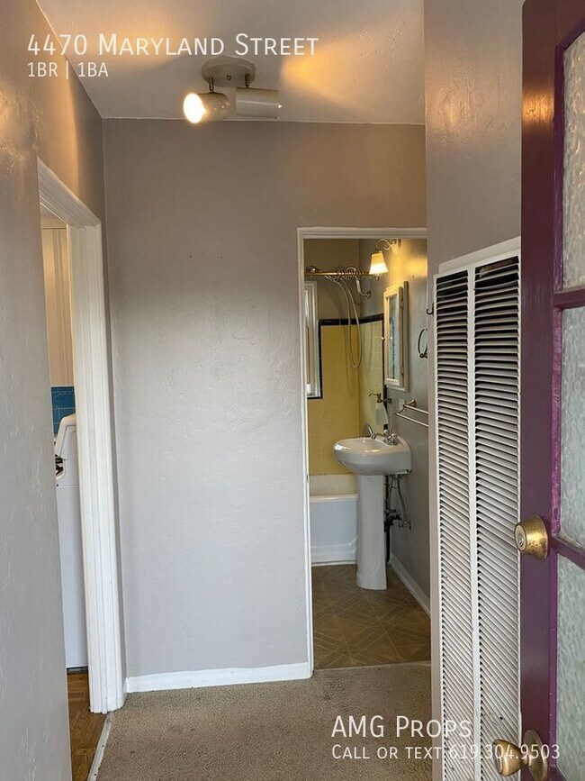 Building Photo - University Heights charmer, amazing locati...