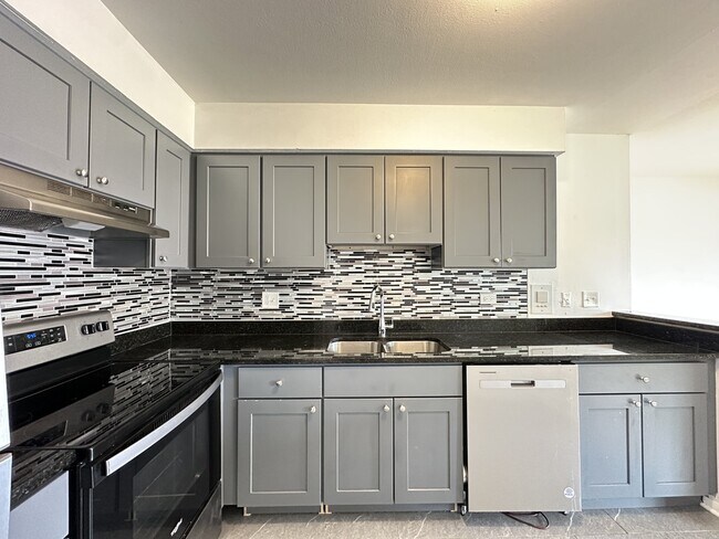 Foto del edificio - 1653 Oakwood Ave