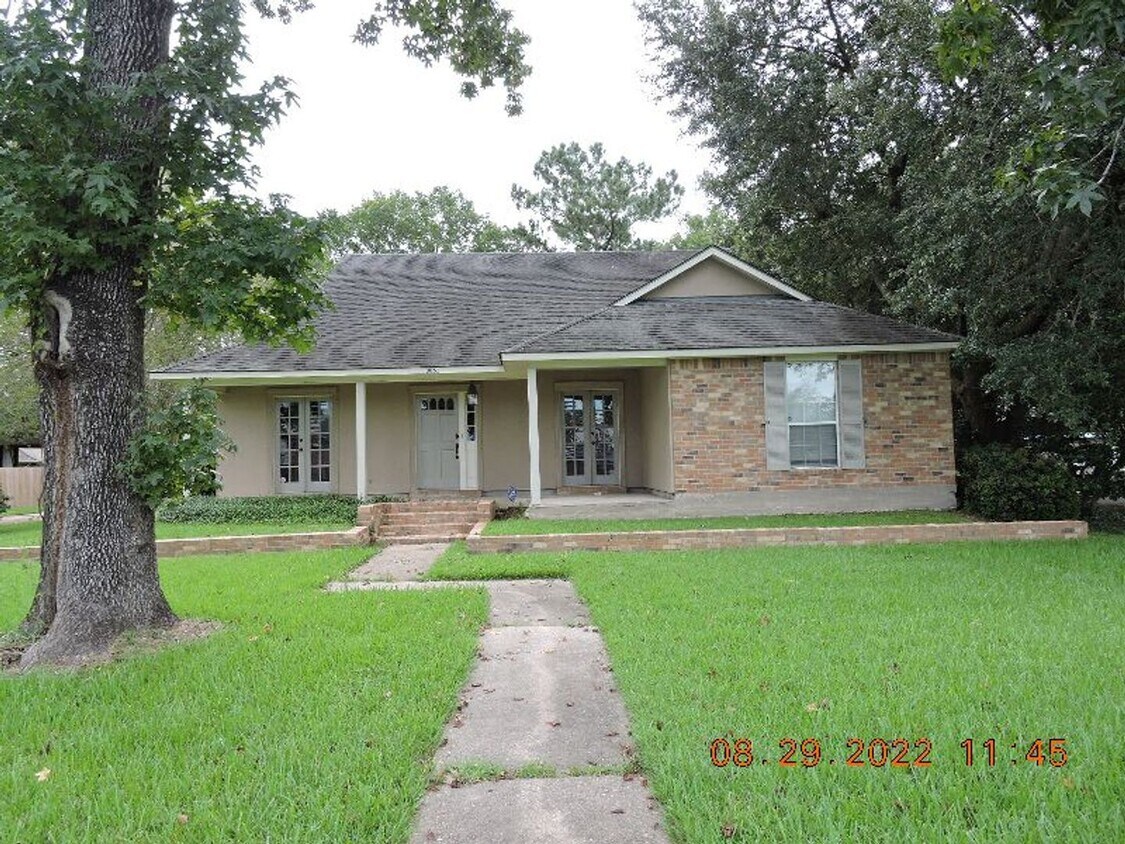 Primary Photo - Great Home in Concord Estates