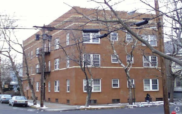 Building Photo - 207 Madison Ave
