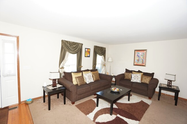 Foto del edificio - 2312 Sedgwick Ct