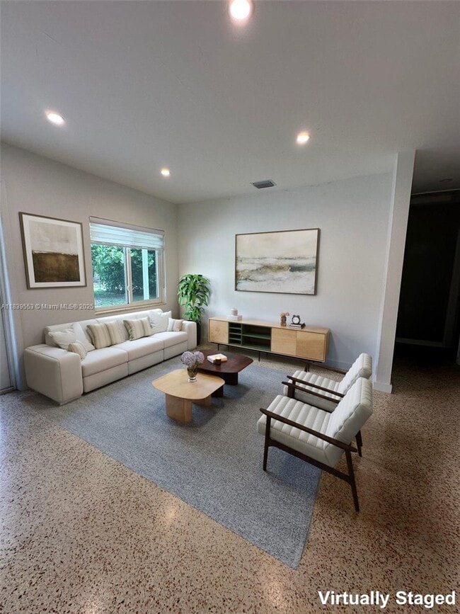 Building Photo - 6880 SW 77th Terrace