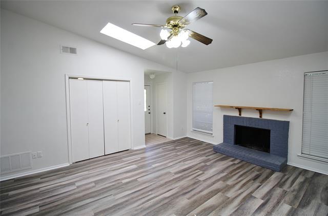 Foto del edificio - 1406 Butterfield Dr