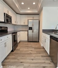 Building Photo - 377 Huntington