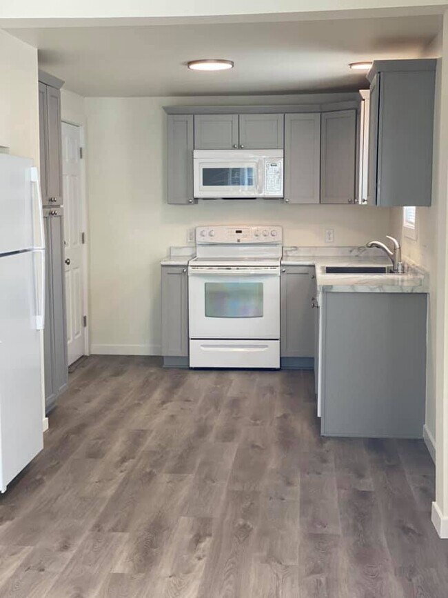 812 Detroit St Unit 812, Sheboygan Falls, WI 53085 Apartments in