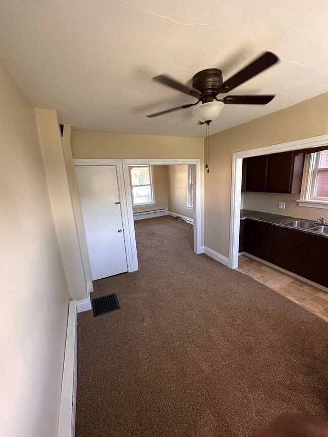 Building Photo - 46 N 34th St