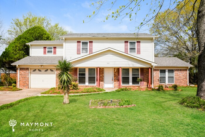Foto principal - Large 4 Bedroom Home in Decatur