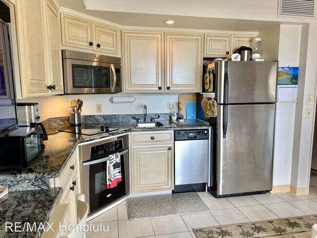 Building Photo - 1 br, 1 bath House - 2440 Kuhio Ave Apt 1710