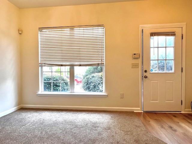 Foto del edificio - 895 Redwood Dr NW