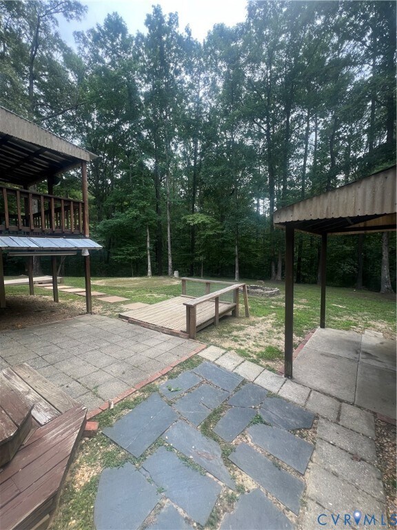 Foto del edificio - 3021 Sand Hills Dr