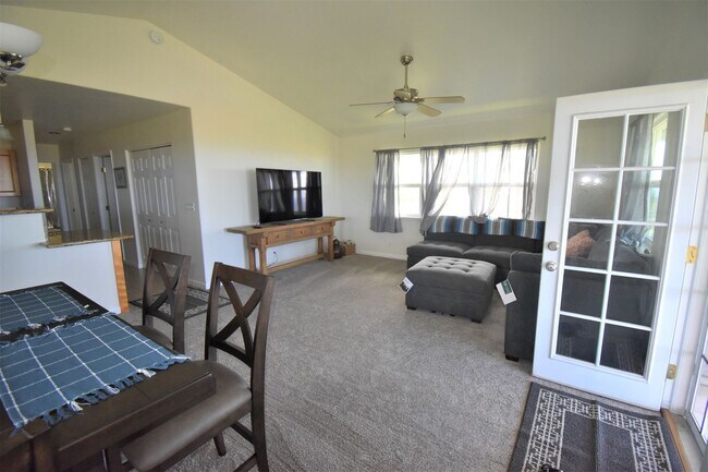 Building Photo - 3/2 Fully Furnished Home On Beautifully La...