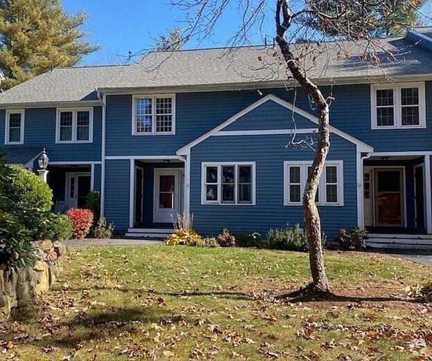 Building Photo - 11 Laurelwood Dr