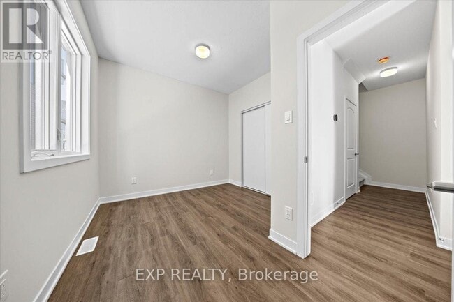 Building Photo - 822 Demulcent Ln