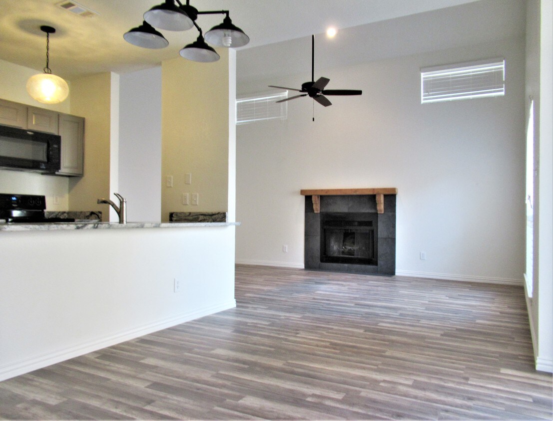 7340 Skillman St, Dallas, TX 75231 Condo for Rent in Dallas, TX