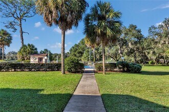 Building Photo - 737 Midway Dr