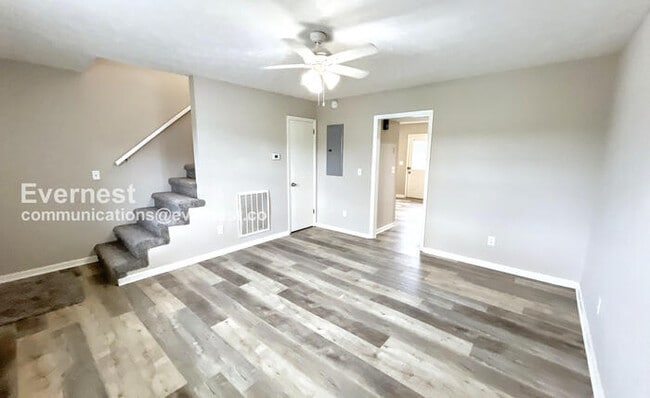 Building Photo - 57 Clara Dr