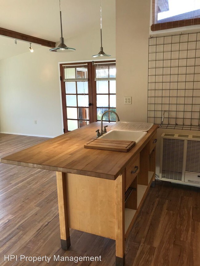 Building Photo - 1 br, 1 bath House - 173 LIve Oak Drive