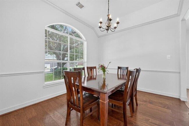 Foto del edificio - 3214 Southmere Ln