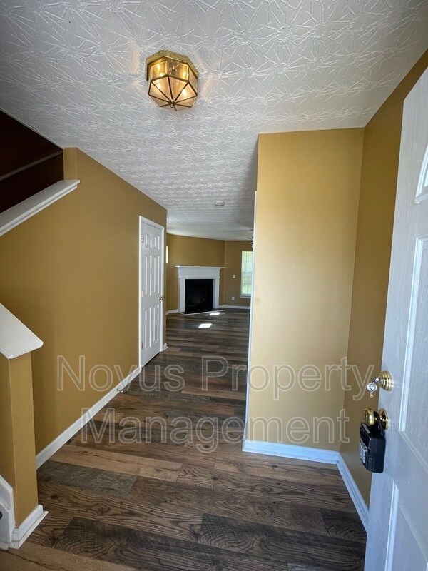 Foto del edificio - 363 Arrowhead Dr