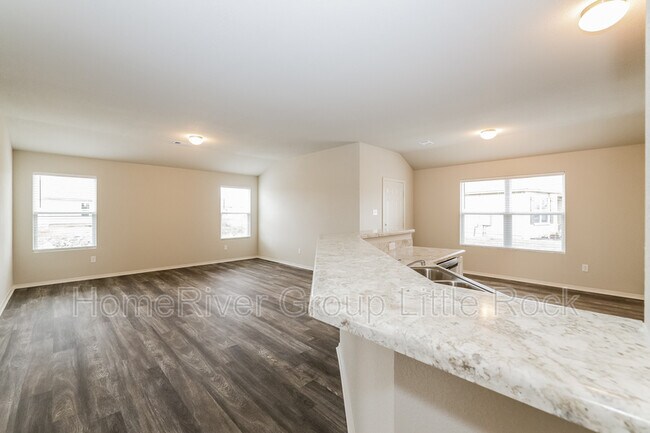 Building Photo - 119 Ellis Dr
