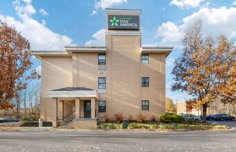 Building Photo - Furnished Studio-Washington, D.C. - Gaithersburg - North