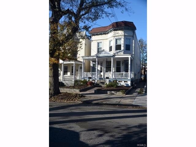Building Photo - 421 E 239th St