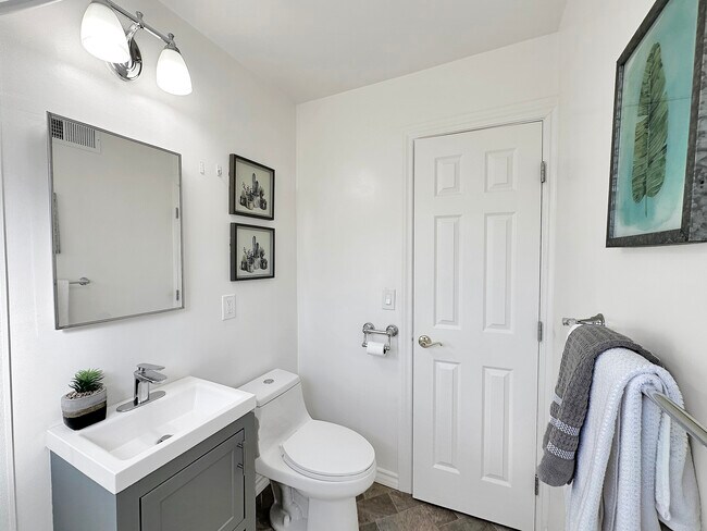 Foto del edificio - 1727 Oregon St