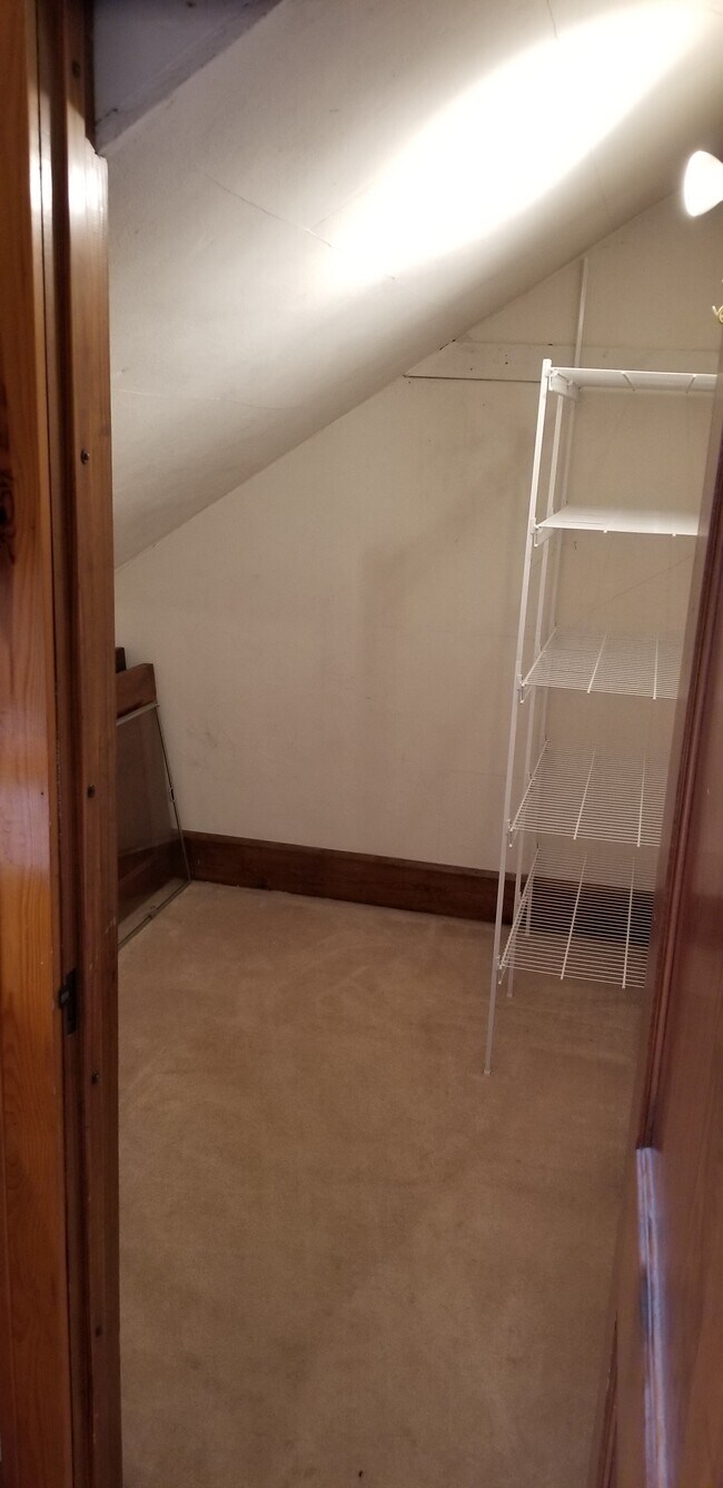 115 Paoli St Unit 2, Verona, WI 53593 Apartments in Verona, WI