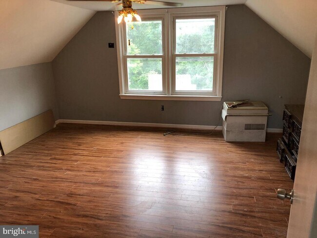 Building Photo - 13773 Travilah Rd