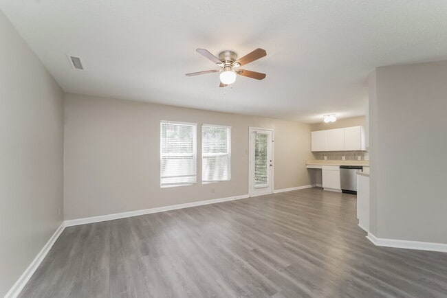 Building Photo - 7054 Sycamore Grove Ct