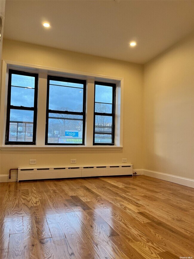 Building Photo - 153 st Hillside Ave