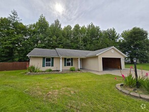 Building Photo - 1601 Kiowa Dr