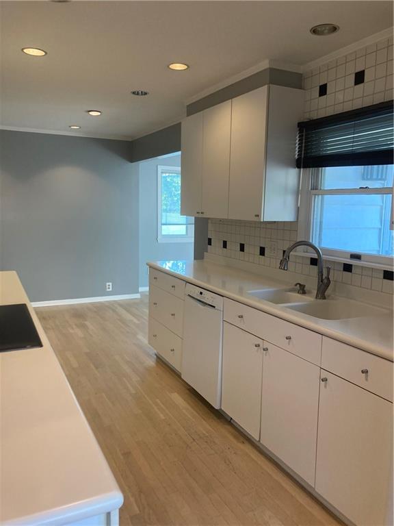 Foto del edificio - 2240 Winton Ave