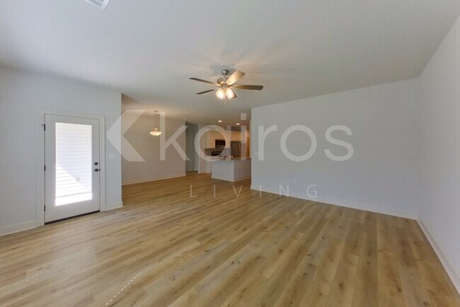 Building Photo - 7946 Hendrick Dr.
