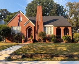 Building Photo - 310 N 8th St