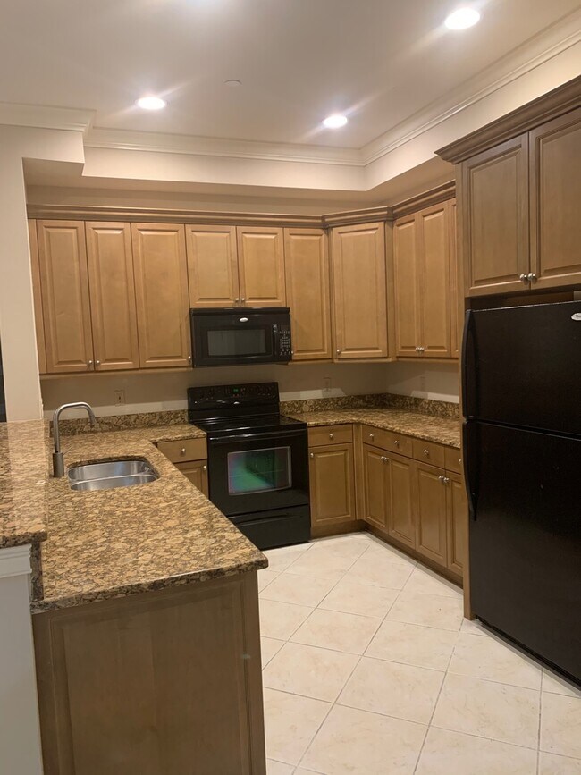 Foto del edificio - 620 Celebration Ave, unit 6104