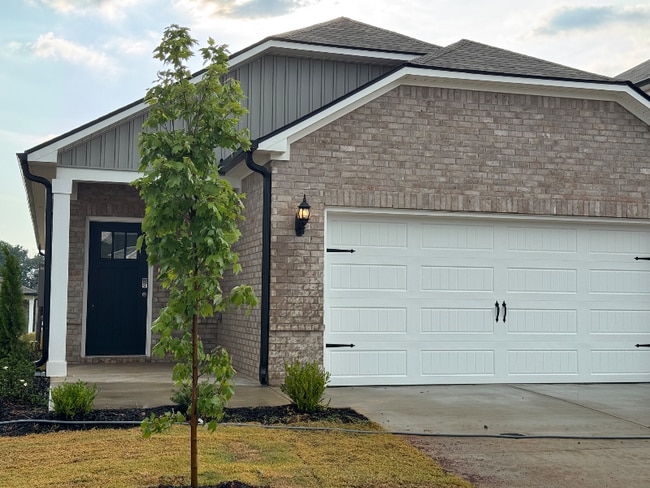 Building Photo - 8149 Huspa Ave