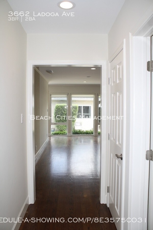 Foto del edificio - 3662 Ladoga Ave