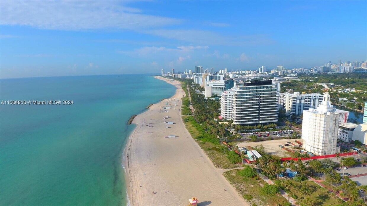 Foto principal - 3030 Collins Ave