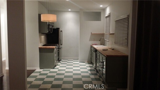 Foto del edificio - 1130 S Citrus Ave