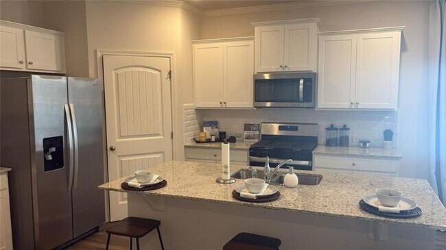 Foto del edificio - 2605 Poppy Ct