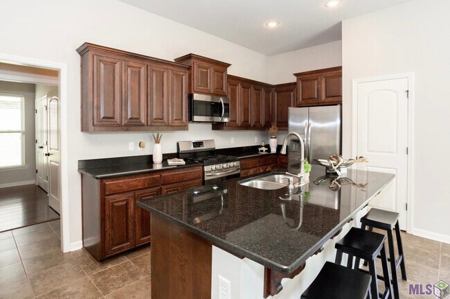 Building Photo - 4392 Olivia Dr